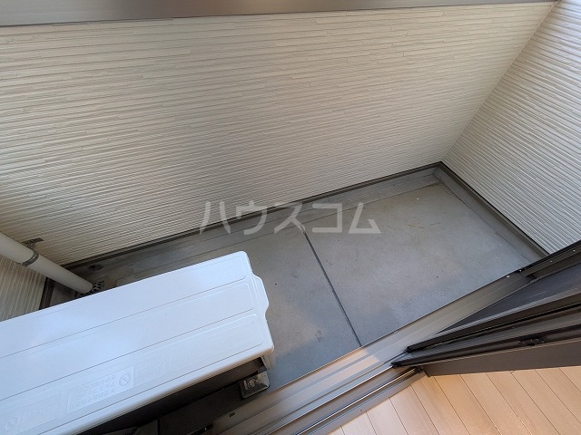 13/21 バルコニー