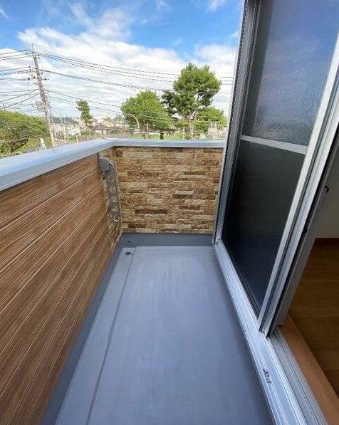 19/27 バルコニー