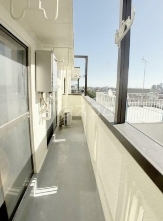 22/28 バルコニー