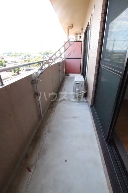 17/25 バルコニー