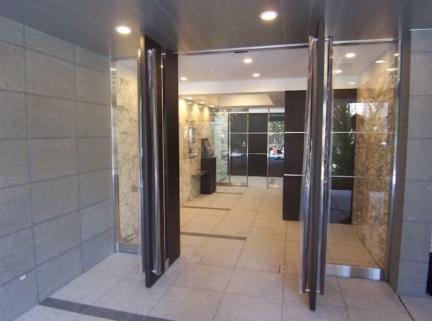 14/24 エントランス