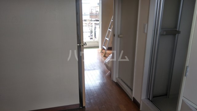 29/30 エントランス