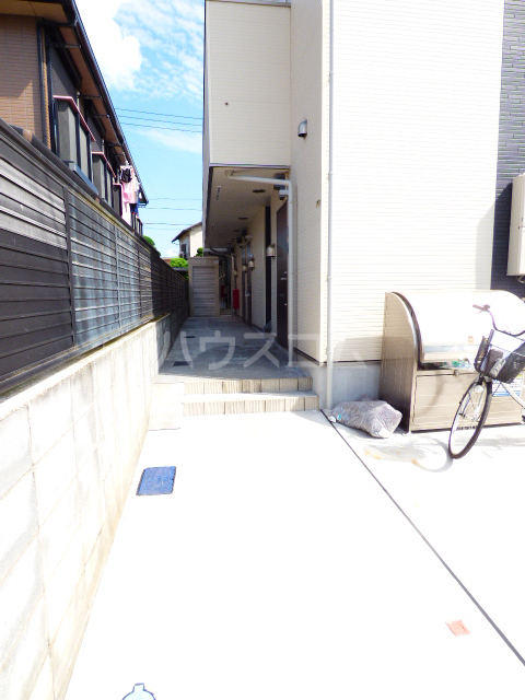 21/29 エントランス