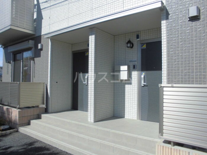 24/27 エントランス