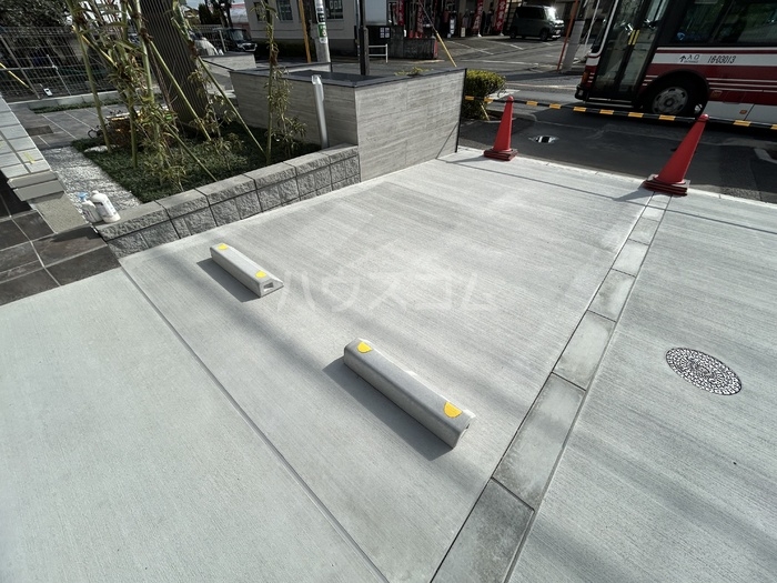 19/28 駐車場