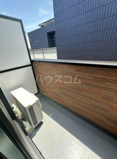 16/22 バルコニー