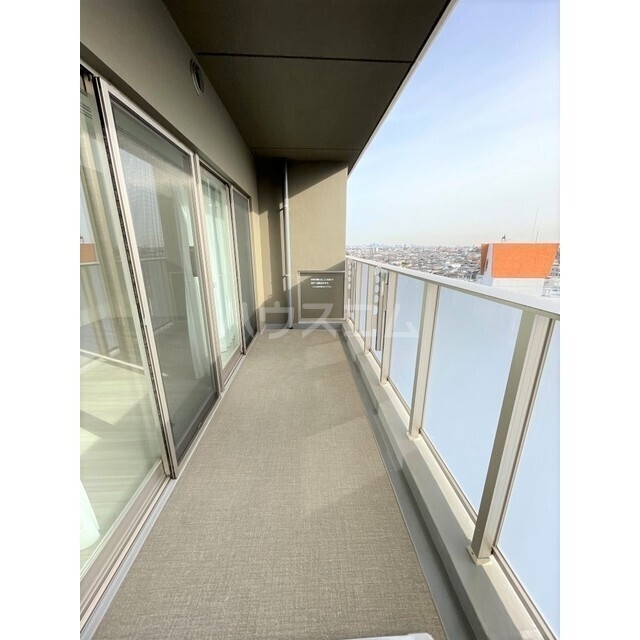 15/28 バルコニー