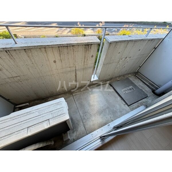 13/28 バルコニー