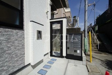 13/21 エントランス