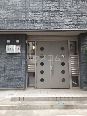 29/30 エントランス