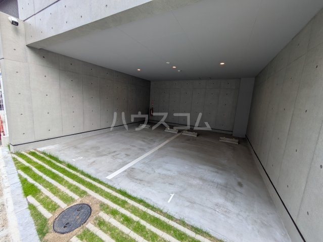 14/19 駐車場