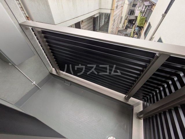 19/30 バルコニー