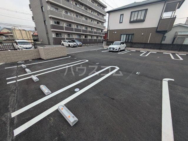 3/4 駐車場