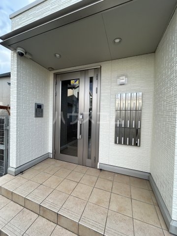 18/29 エントランス