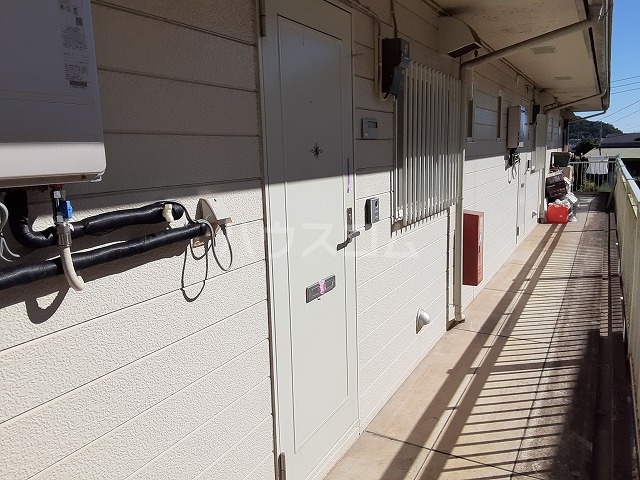 22/30 エントランス