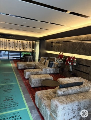 20/29 エントランス