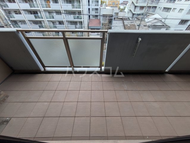 19/30 バルコニー