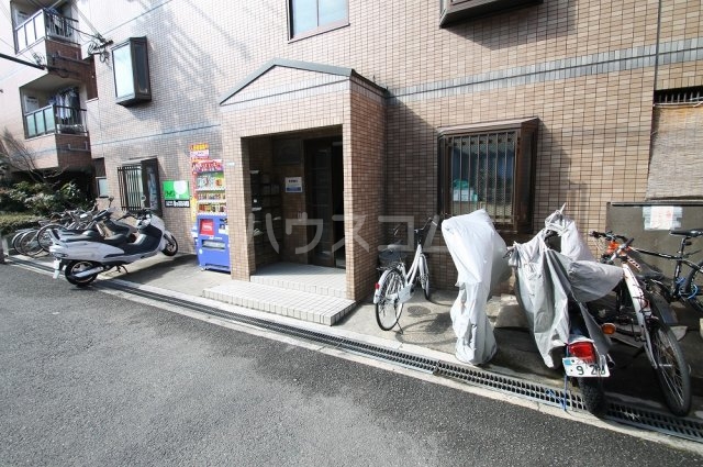 15/20 エントランス