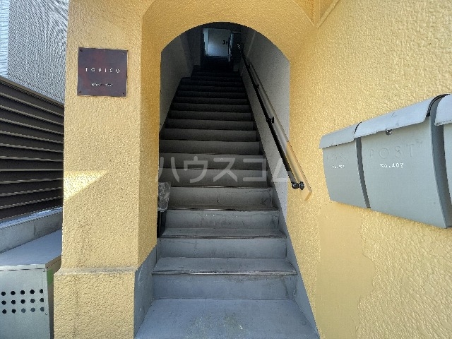 2/10 エントランス