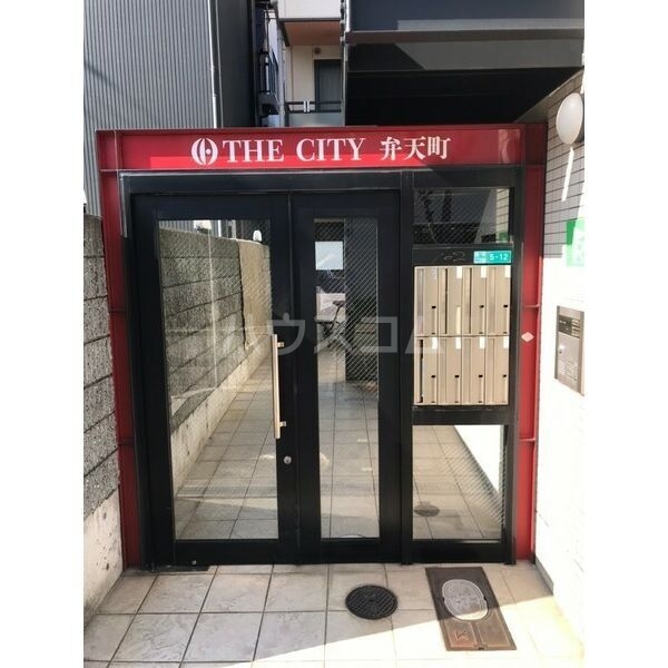 13/20 エントランス