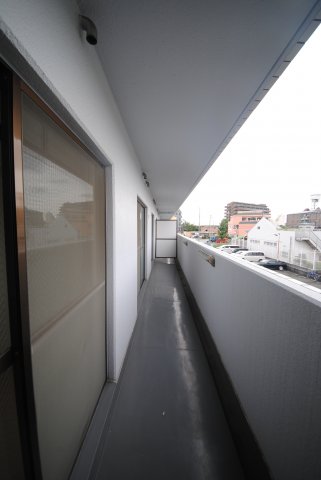 18/28 バルコニー