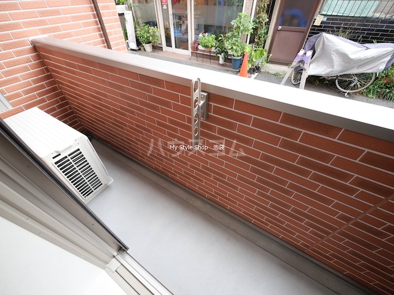 16/28 バルコニー