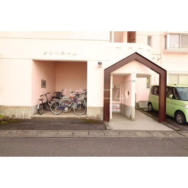 15/21 エントランス