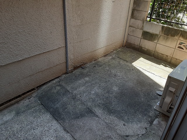 4/18 バルコニー