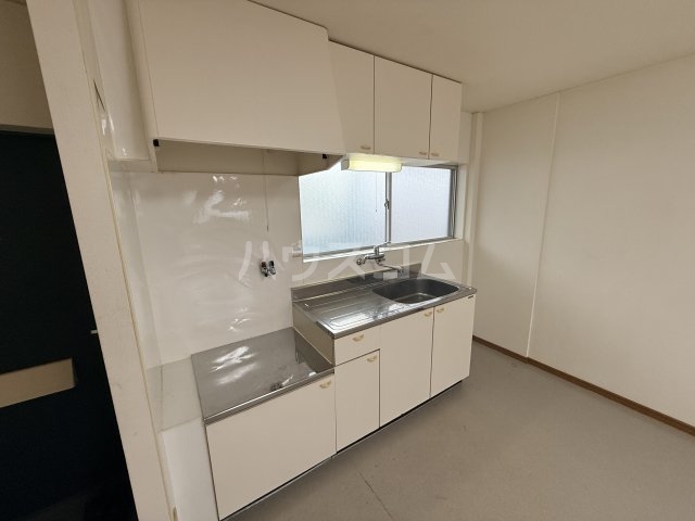 15/28 キッチン