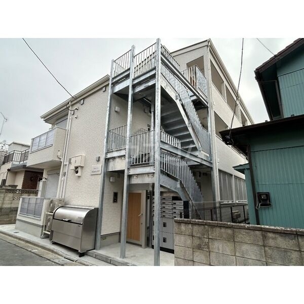 2/7 エントランス