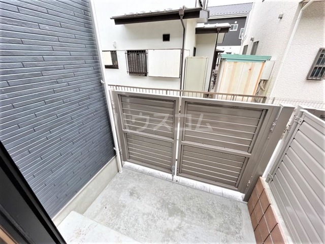 19/30 バルコニー