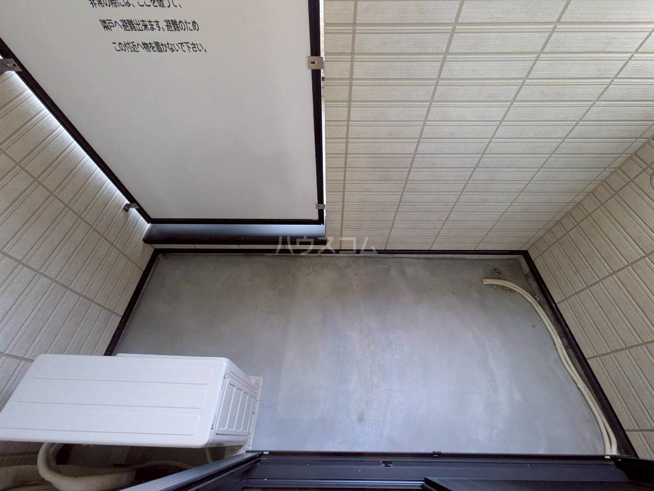 15/22 バルコニー