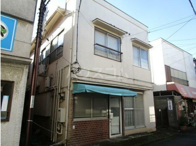 15/22 エントランス