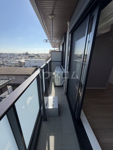 21/30 バルコニー