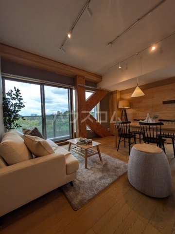 2/30 リビング/ダイニング