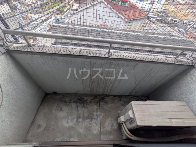 18/28 バルコニー