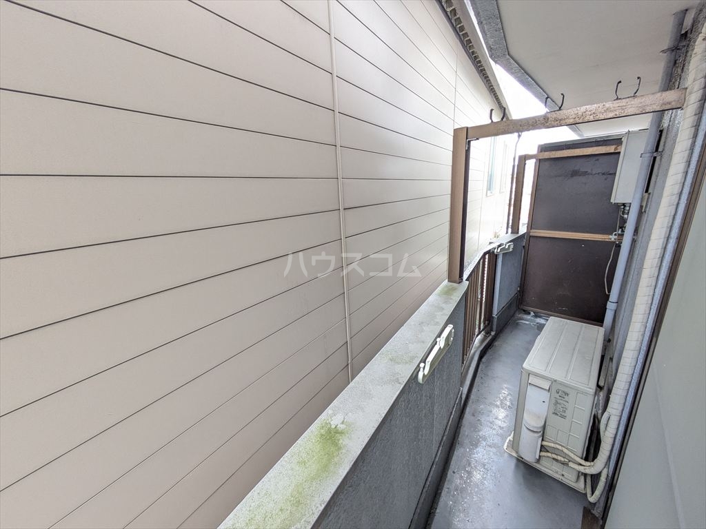 21/30 バルコニー