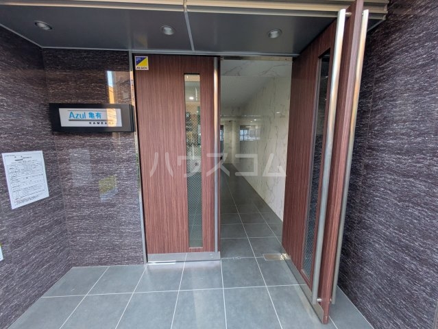 25/30 エントランス