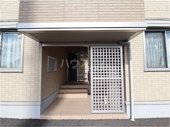 17/19 エントランス