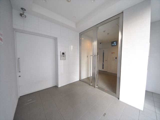 29/30 エントランス