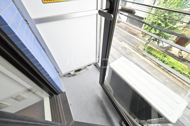 15/23 バルコニー