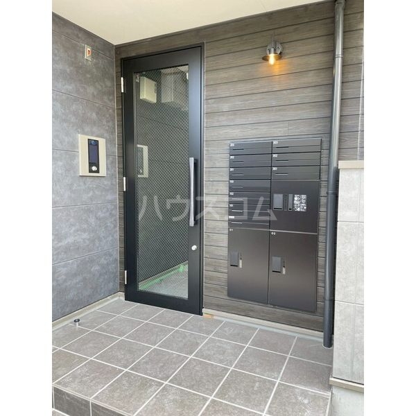 16/24 エントランス