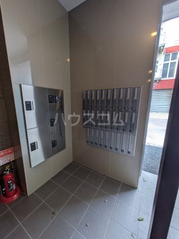 16/22 エントランス