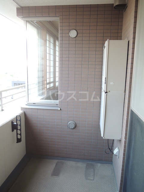 15/26 バルコニー