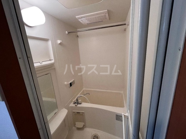 13/25 浴室