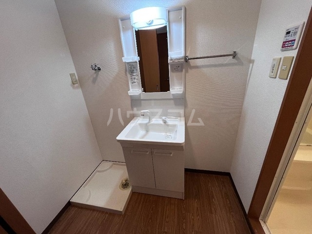 15/25 洗面