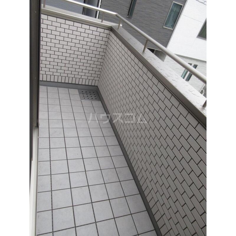 17/26 バルコニー