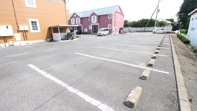 14/20 駐車場