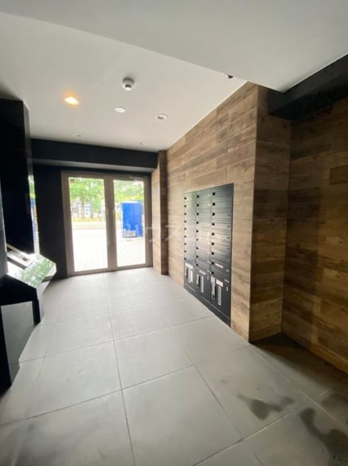 16/24 エントランス