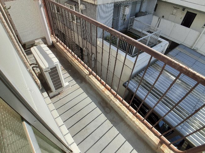 21/30 バルコニー